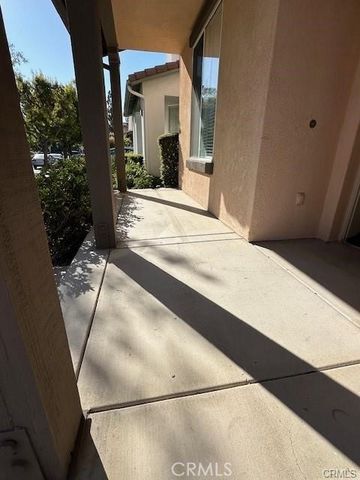 47 Eaglecreek, Irvine, CA 92618