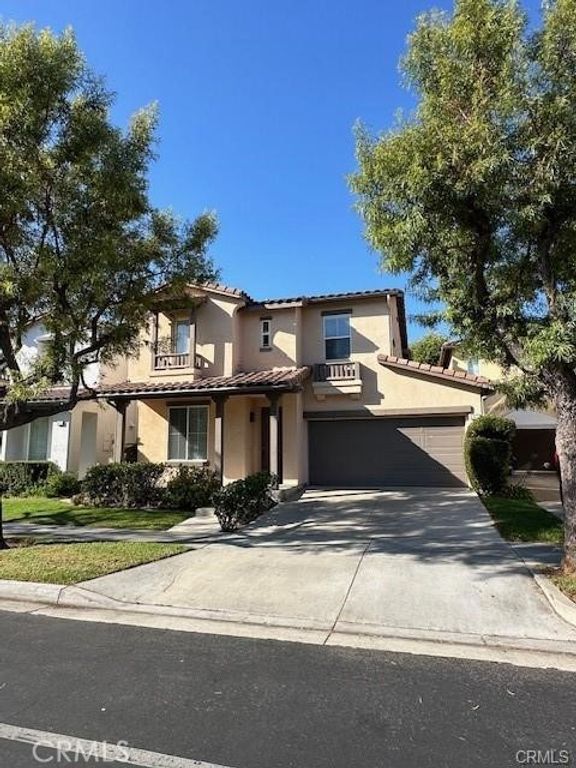 47 Eaglecreek, Irvine, CA 92618