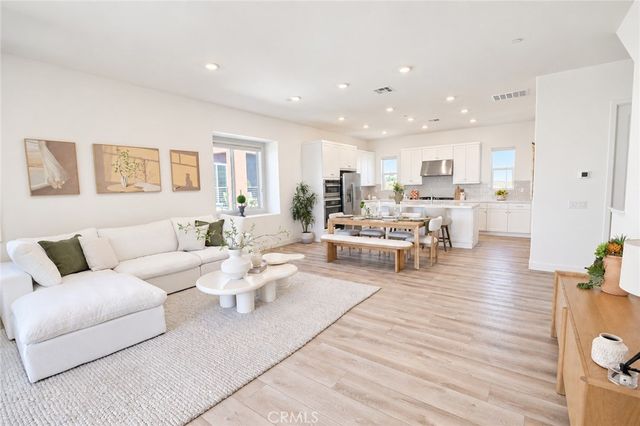 146 Abacus, Irvine, CA 92618