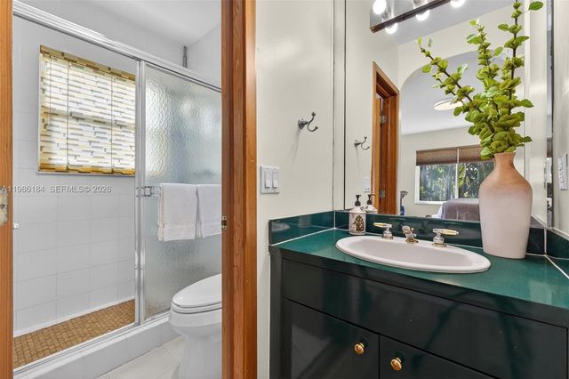 6125 SW 109th St, Pinecrest, FL 33156