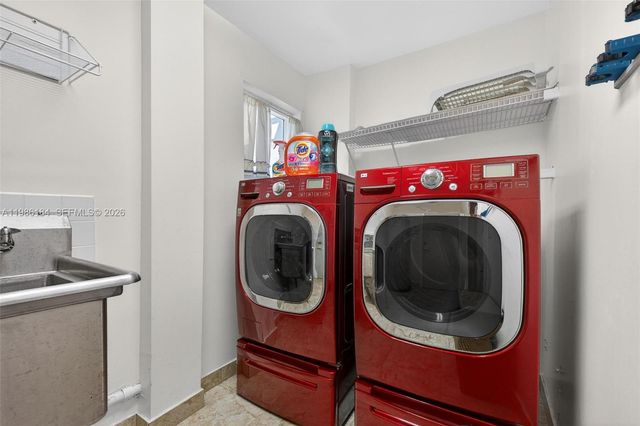 6125 SW 109th St, Pinecrest, FL 33156