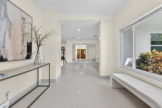 6125 SW 109th St, Pinecrest, FL 33156