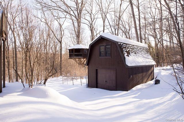 1644 Lake Drive, Greenwood Lake, NY 10925