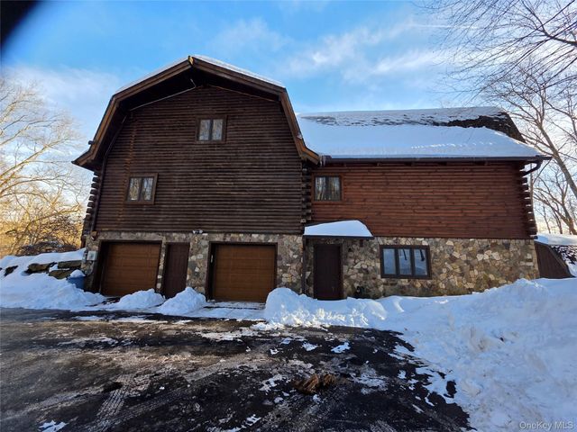 1644 Lake Drive, Greenwood Lake, NY 10925