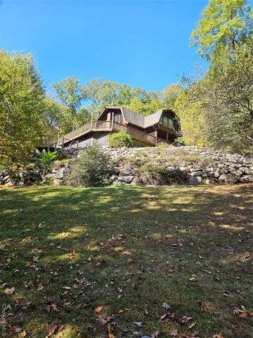 1644 Lake Drive, Greenwood Lake, NY 10925