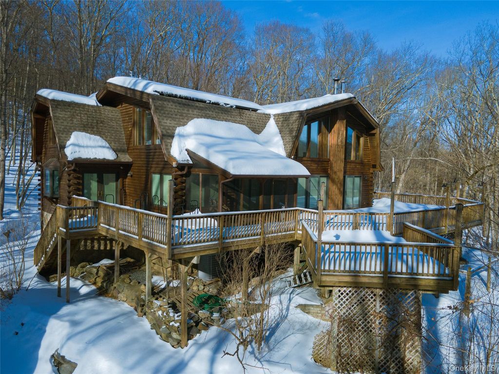 1644 Lake Drive, Greenwood Lake, NY 10925