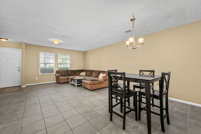 5828 Monroe Xing, Antioch, TN 37013
