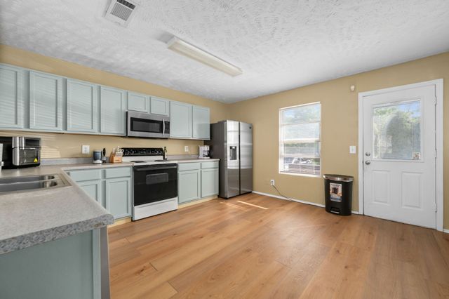 5828 Monroe Xing, Antioch, TN 37013