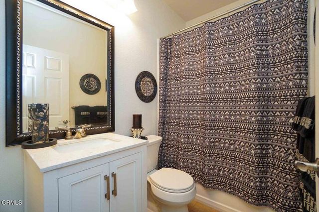 1239 Bayside Lane, Oxnard, CA 93035