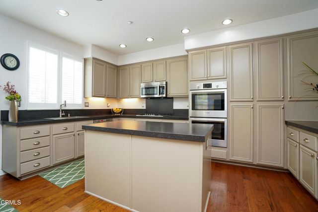 1239 Bayside Lane, Oxnard, CA 93035