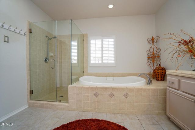 1239 Bayside Lane, Oxnard, CA 93035