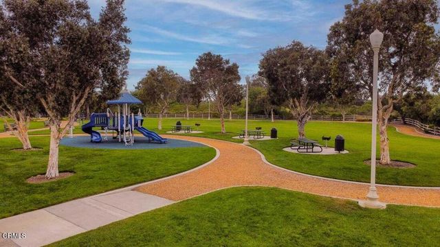1239 Bayside Lane, Oxnard, CA 93035