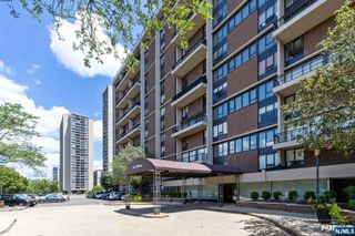 2 Horizon, Fort Lee, NJ 07024