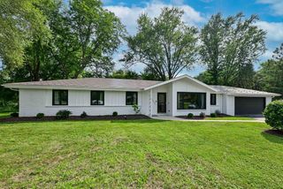 N68W14031 Oakwood DRIVE, Menomonee Falls, WI 53051