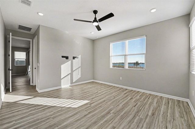 1016 GRIFFON AVENUE, Lake Alfred, FL 33850