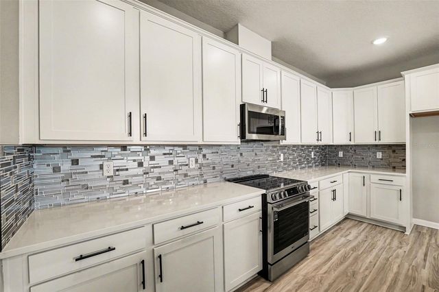 1016 GRIFFON AVENUE, Lake Alfred, FL 33850