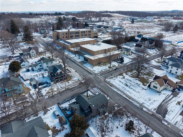 12 Branch Street, Livonia, NY 14487