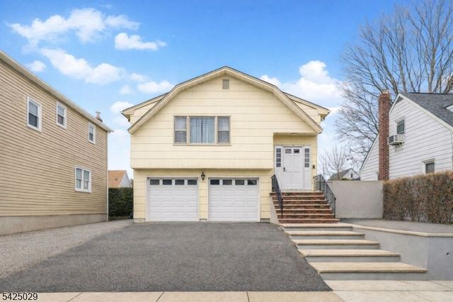 389 Madeline Ave, Garfield City, NJ 07026