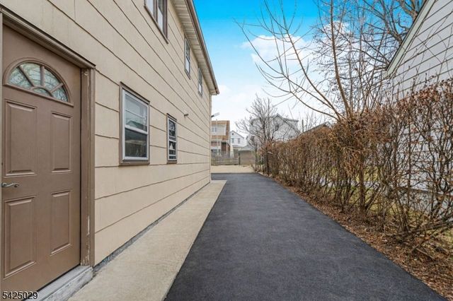 389 Madeline Ave, Garfield City, NJ 07026