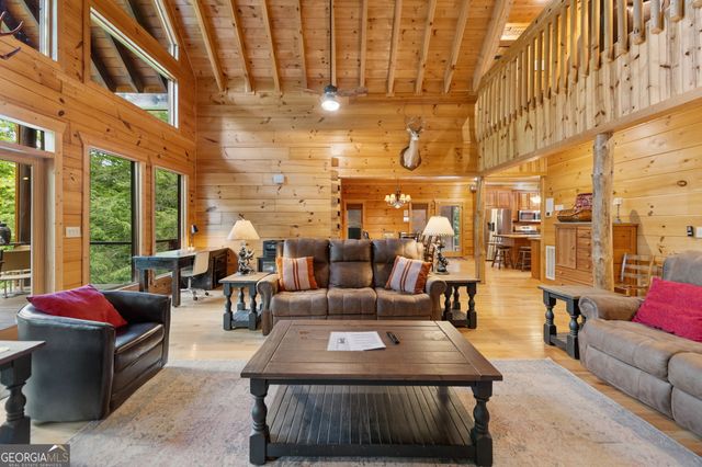 1082 Sunset Road, Epworth, GA 30541