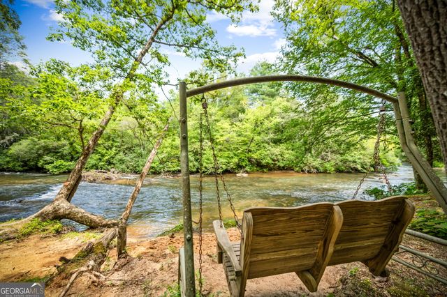 1082 Sunset Road, Epworth, GA 30541