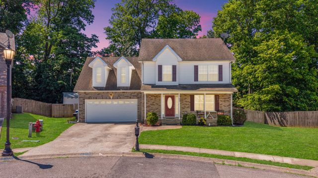 669 Wolfchase Ct, Clarksville, TN 37042
