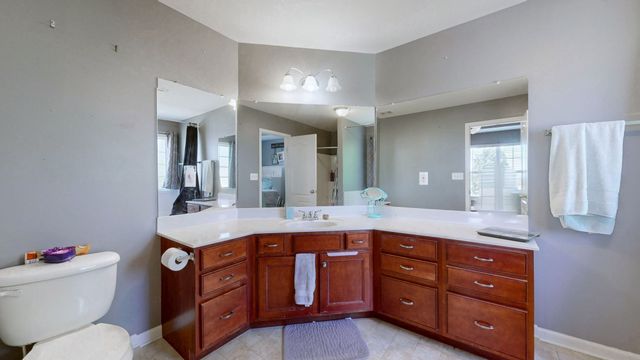 669 Wolfchase Ct, Clarksville, TN 37042