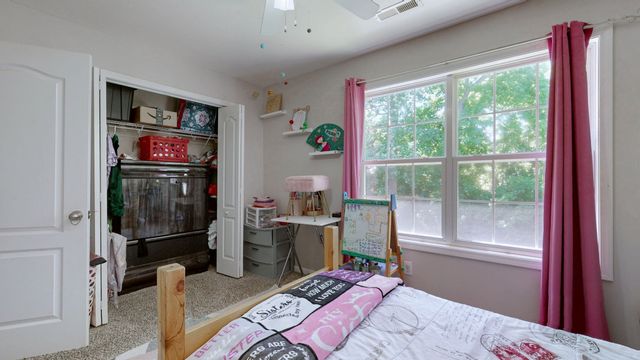 669 Wolfchase Ct, Clarksville, TN 37042
