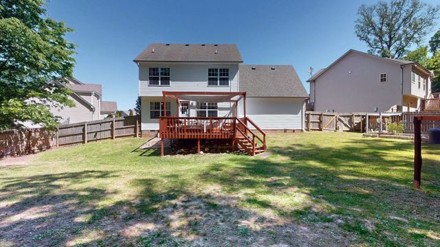 669 Wolfchase Ct, Clarksville, TN 37042