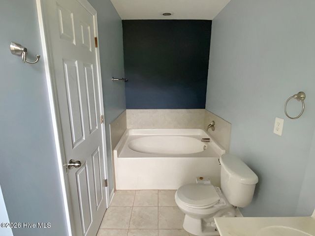 4235 Redspire Lane, Fayetteville, NC 28306