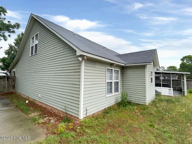 4235 Redspire Lane, Fayetteville, NC 28306