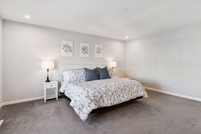 19337 Clearwater Loop, Farmington, MN 55024