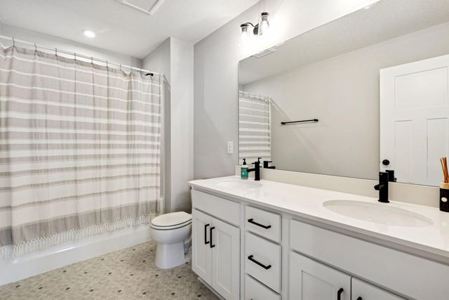 19337 Clearwater Loop, Farmington, MN 55024