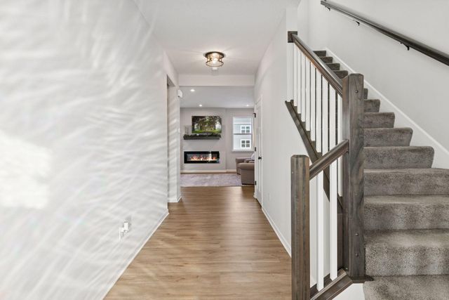 19337 Clearwater Loop, Farmington, MN 55024