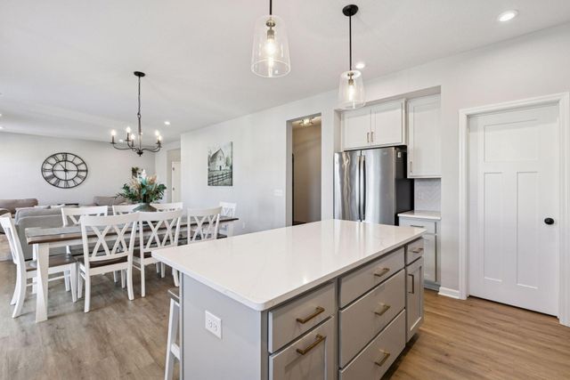 19337 Clearwater Loop, Farmington, MN 55024