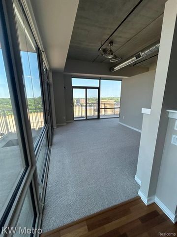 350 N Main Street 618, Royal Oak, MI 48067