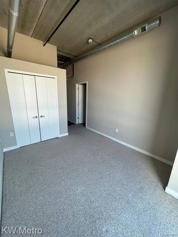 350 N Main Street 618, Royal Oak, MI 48067