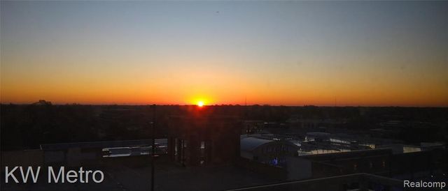 350 N Main Street 618, Royal Oak, MI 48067