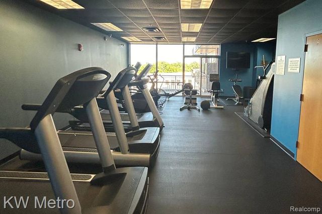 350 N Main Street 618, Royal Oak, MI 48067