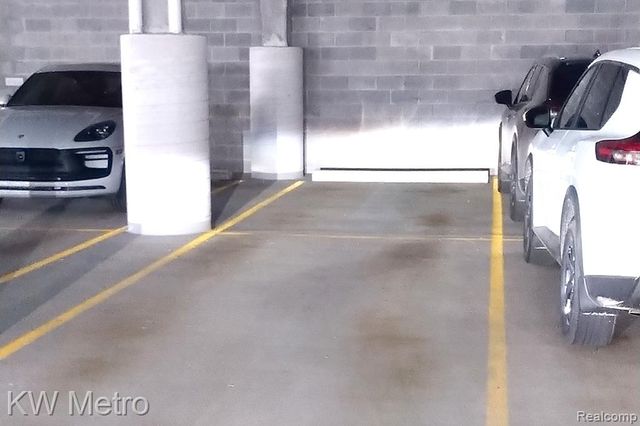 350 N Main Street 618, Royal Oak, MI 48067