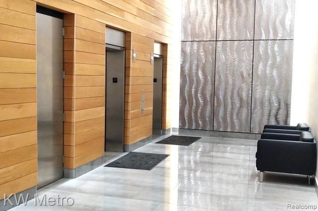 350 N Main Street 618, Royal Oak, MI 48067