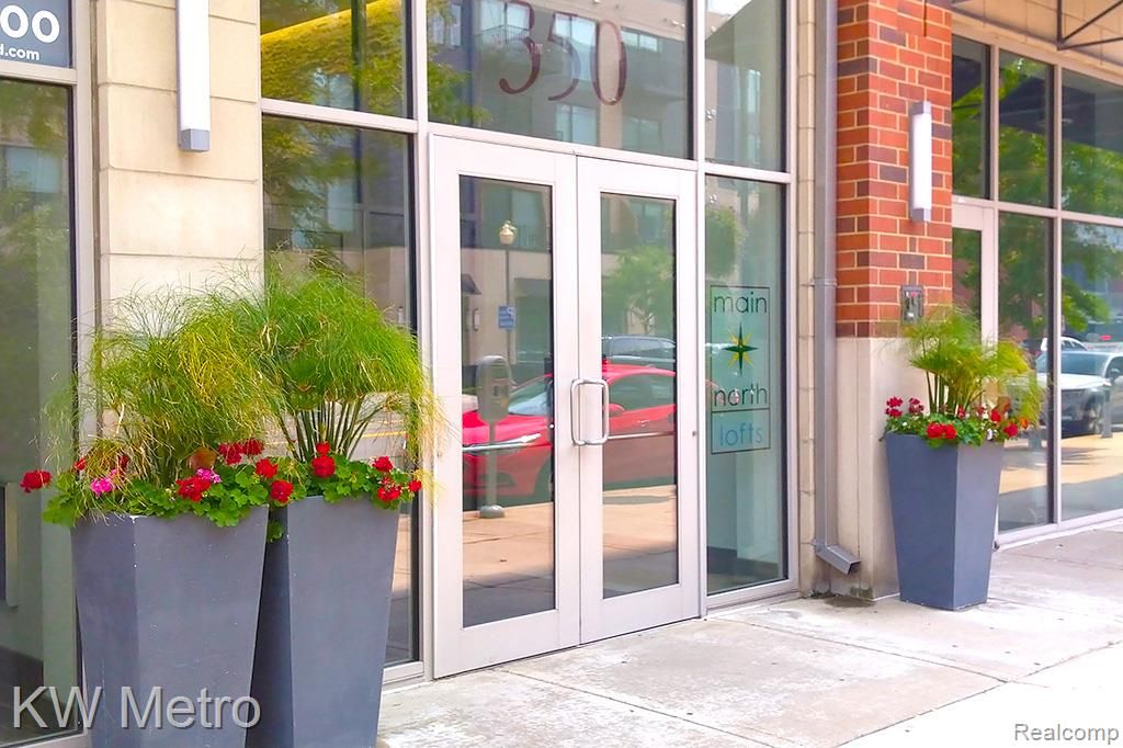 350 N Main Street 618, Royal Oak, MI 48067