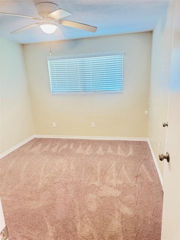 1310 Northbrook Drive, Angleton, TX 77515