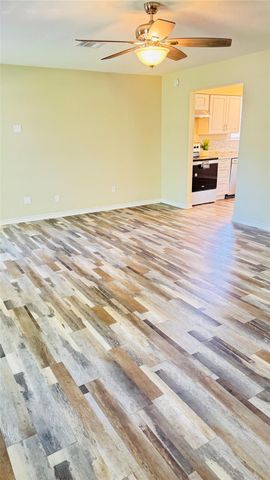 1310 Northbrook Drive, Angleton, TX 77515