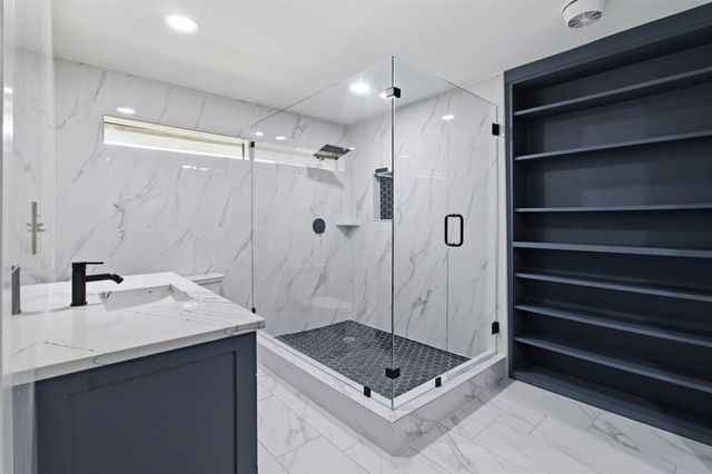 3801 Runge Court E, Irving, TX 75038