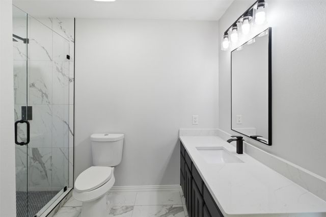 3801 Runge Court E, Irving, TX 75038