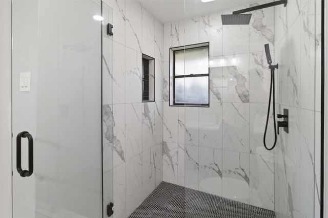 3801 Runge Court E, Irving, TX 75038