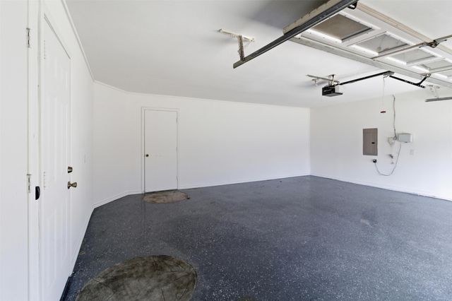 3801 Runge Court E, Irving, TX 75038