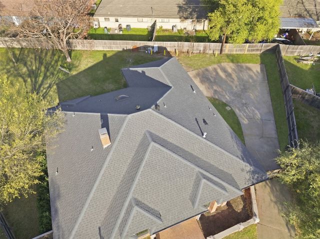 3801 Runge Court E, Irving, TX 75038