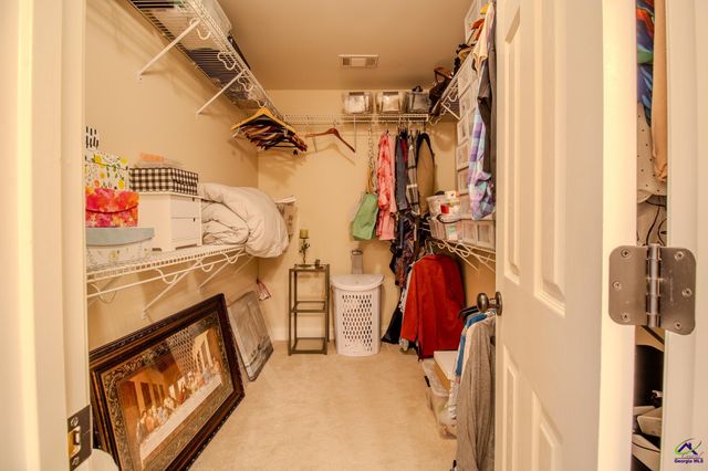 301 Hunts Landing Drive, Kathleen, GA 31047